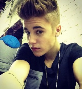 justin-bieber-2013-selfie